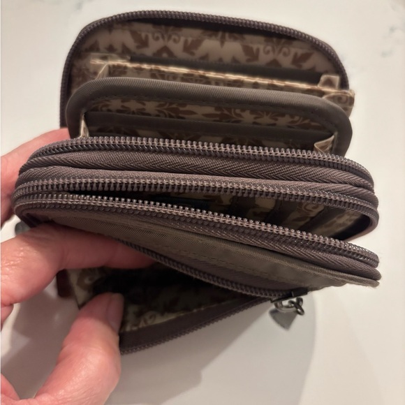 Lug Splits Compact RFID Quilted Wallet in Taupe - Picture 5 of 8